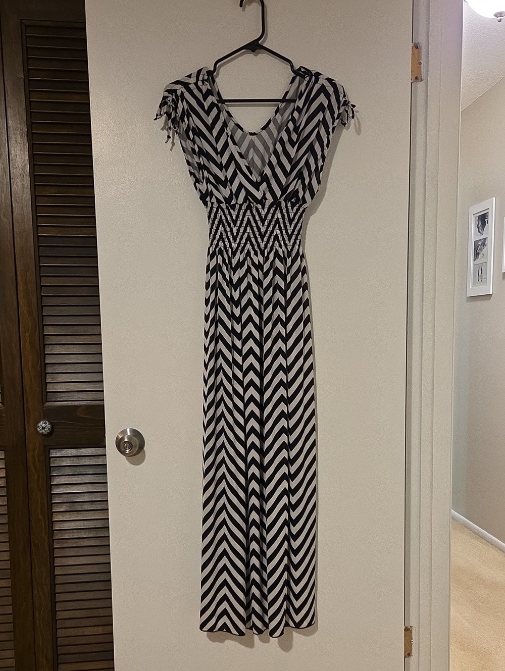 Black & White Chevron Maxi Dress - Classic V-Neck Style